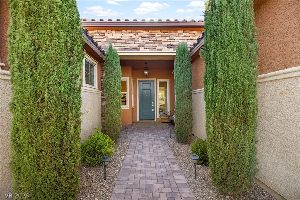 8985 Tomsik, Las Vegas, NV 89113