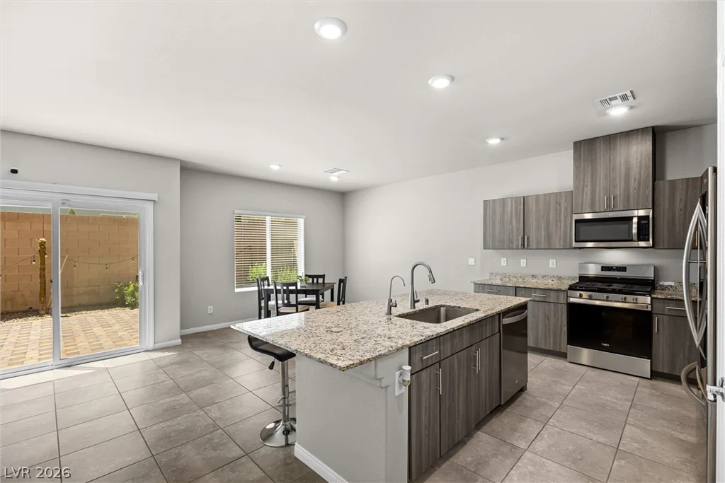 8943 Pelican Point, Las Vegas, NV 89178