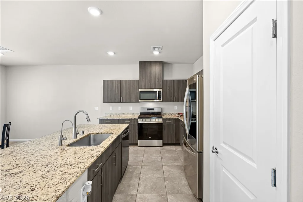 8943 Pelican Point, Las Vegas, NV 89178