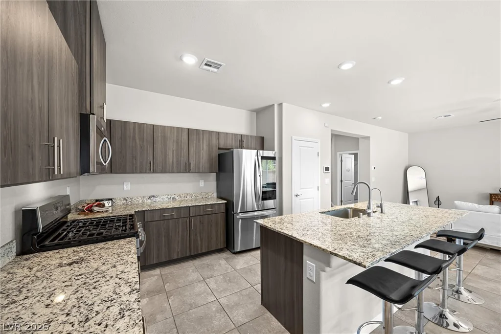 8943 Pelican Point, Las Vegas, NV 89178