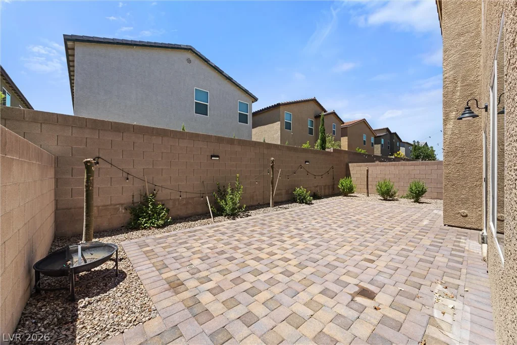 8943 Pelican Point, Las Vegas, NV 89178