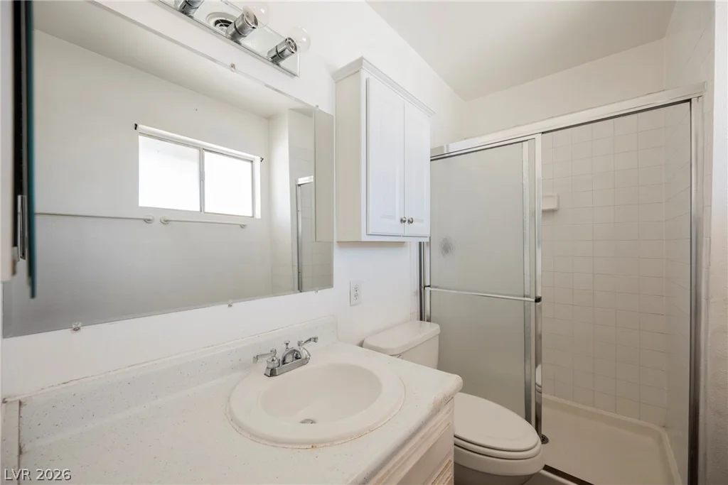 5820 Carmen, Las Vegas, NV 89108