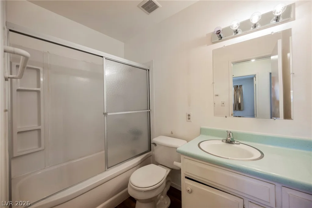 5820 Carmen, Las Vegas, NV 89108