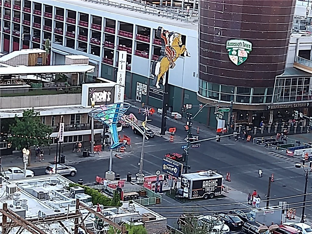 150 LAS VEGAS BLVD N, Las Vegas, NV 89101
