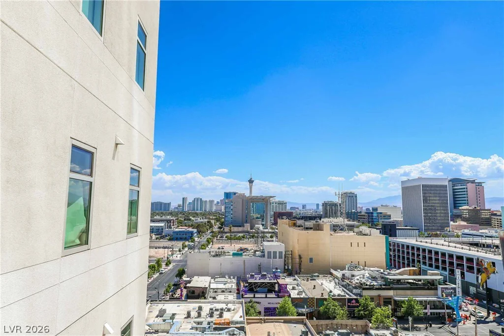 150 LAS VEGAS BLVD N, Las Vegas, NV 89101