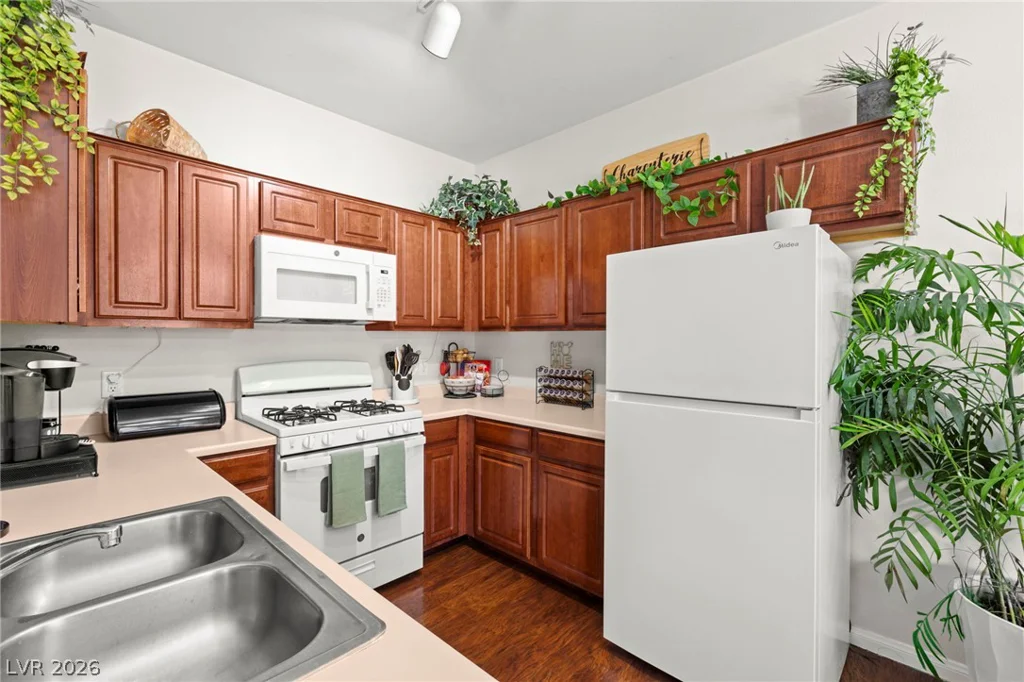 10443 Kitty Joyce, Las Vegas, NV 89129
