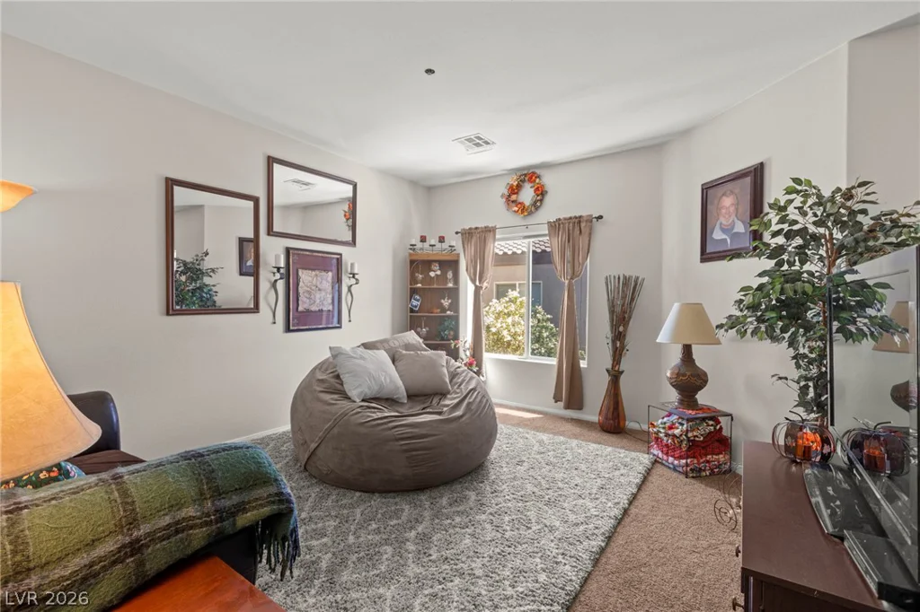 10443 Kitty Joyce, Las Vegas, NV 89129