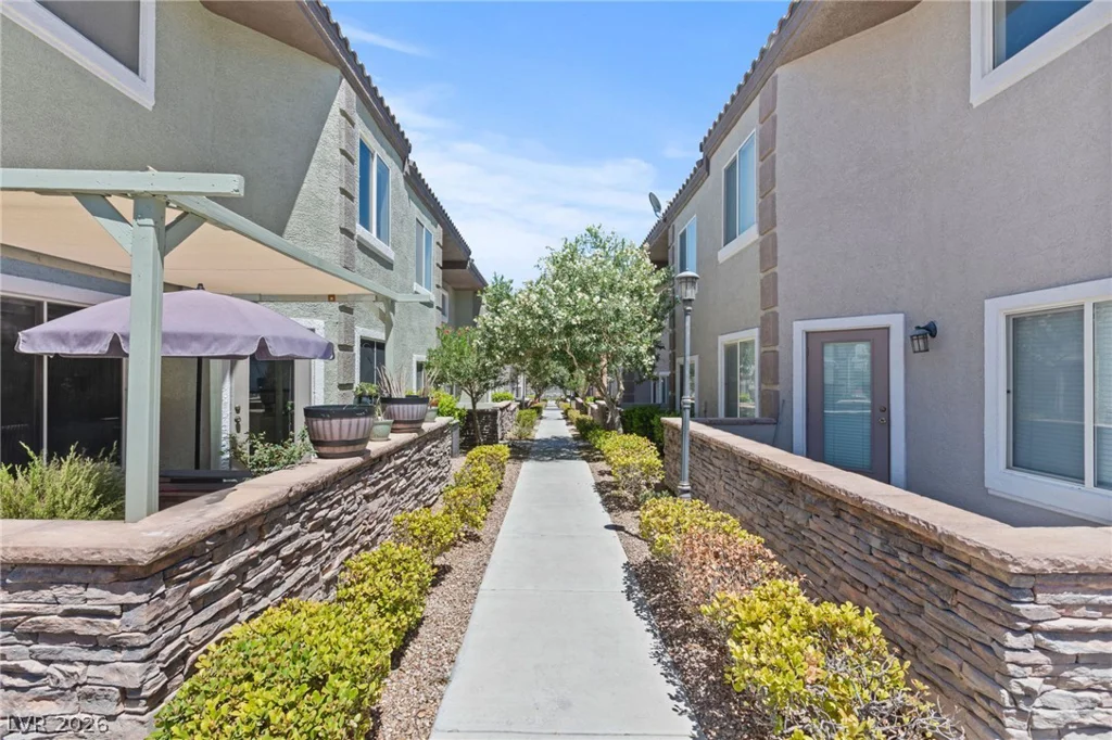 10443 Kitty Joyce, Las Vegas, NV 89129