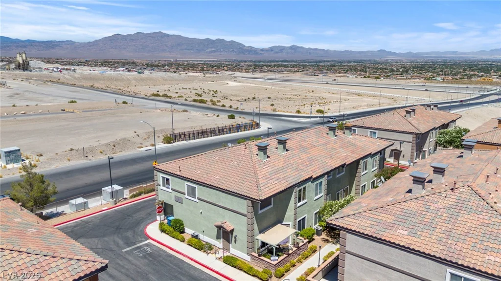 10443 Kitty Joyce, Las Vegas, NV 89129