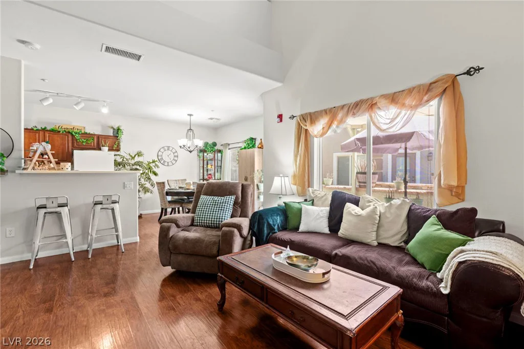 10443 Kitty Joyce, Las Vegas, NV 89129
