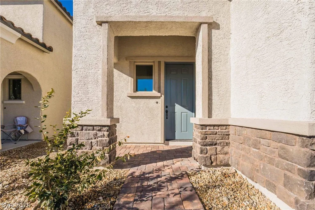 6955 Stone Cactus, North Las Vegas, NV 89086