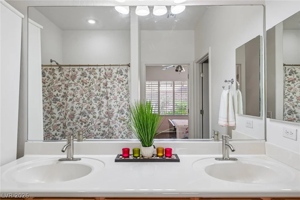 3879 Paint, Las Vegas, NV 89122
