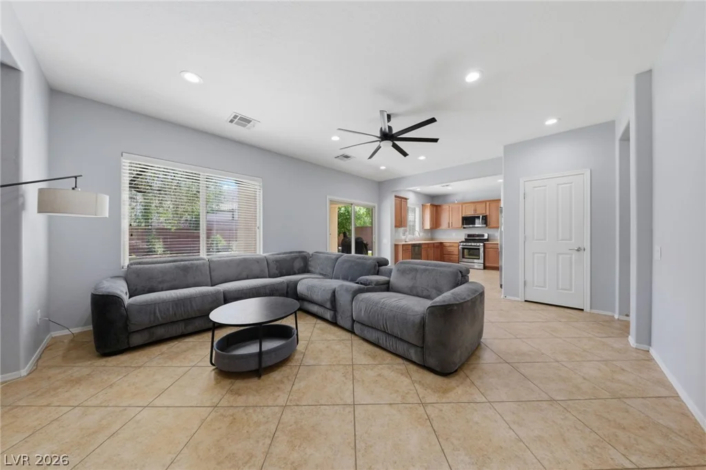 2632 Chateau Clermont, Henderson, NV 89044