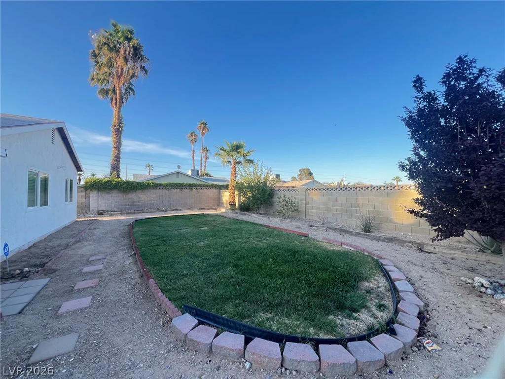 4194 Greenpoint, Las Vegas, NV 89147