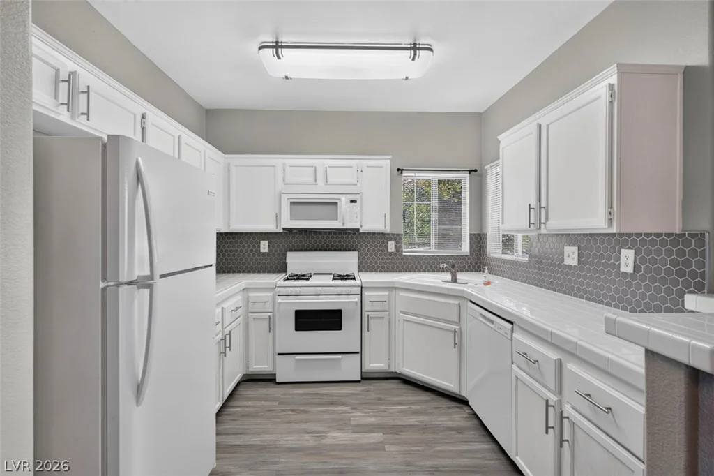 1405 Nellis, Las Vegas, NV 89104