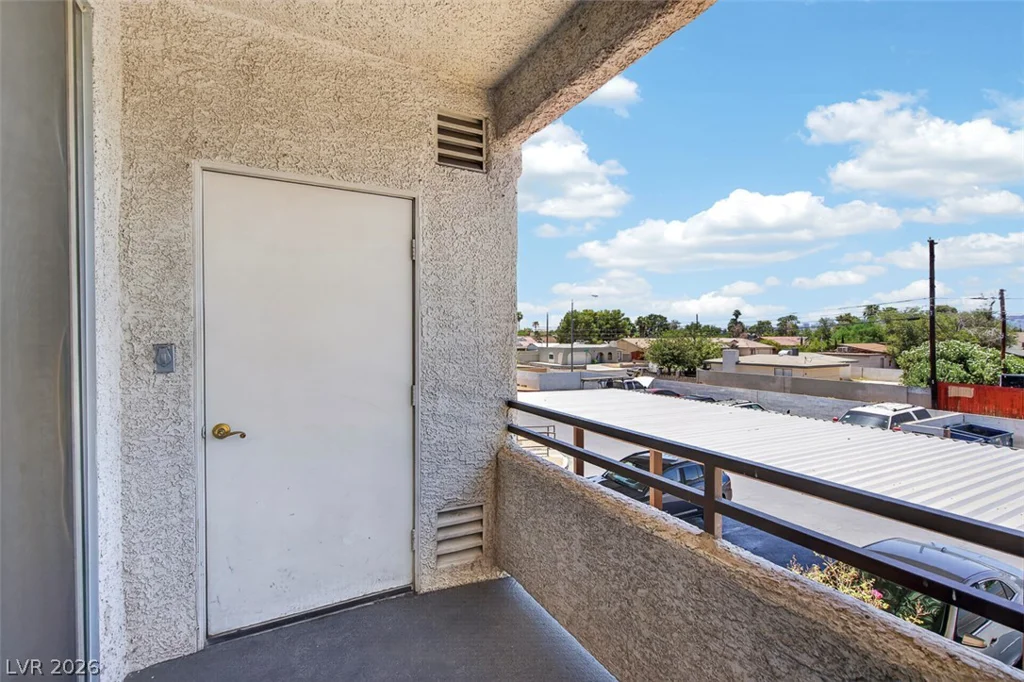 1405 Nellis, Las Vegas, NV 89104