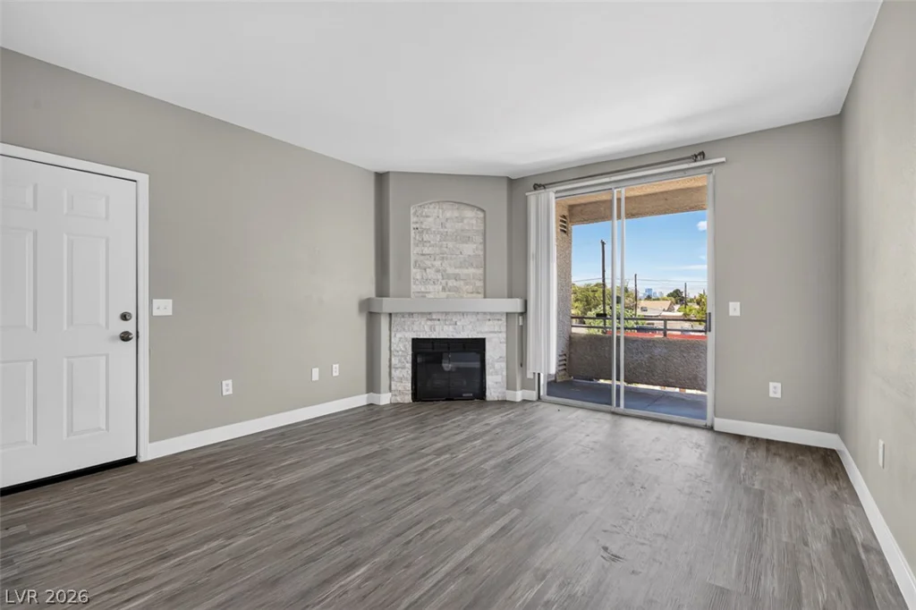 1405 Nellis, Las Vegas, NV 89104