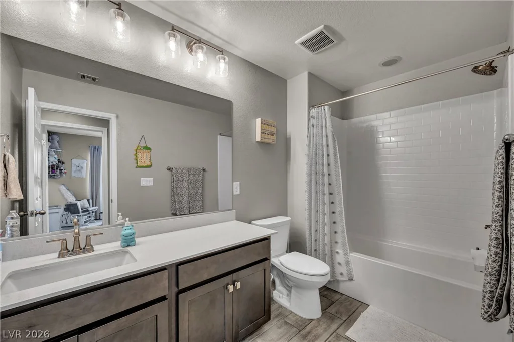 5072 Serene Skies, Las Vegas, NV 89130