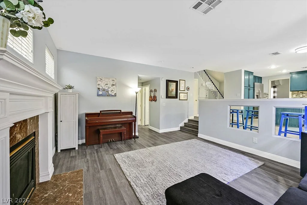 1579 Tangerine Rose, Las Vegas, NV 89142
