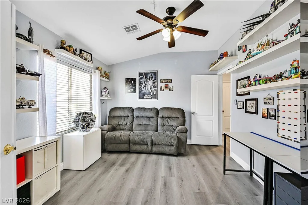 1579 Tangerine Rose, Las Vegas, NV 89142