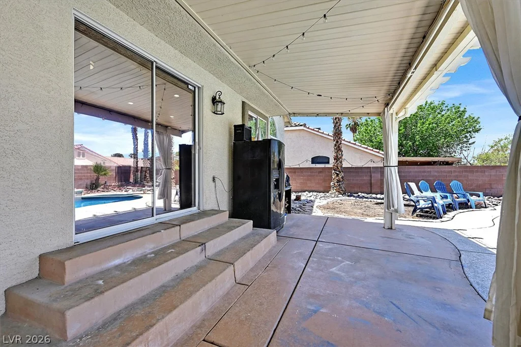 1579 Tangerine Rose, Las Vegas, NV 89142