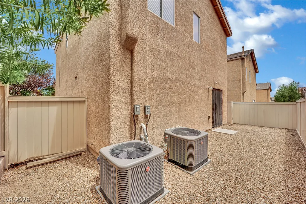 9473 Milkweed Canyon, Las Vegas, NV 89166