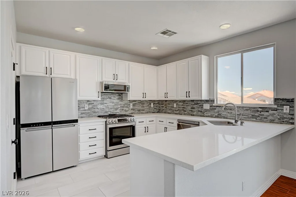 8724 Breezy Brown, Las Vegas, NV 89143