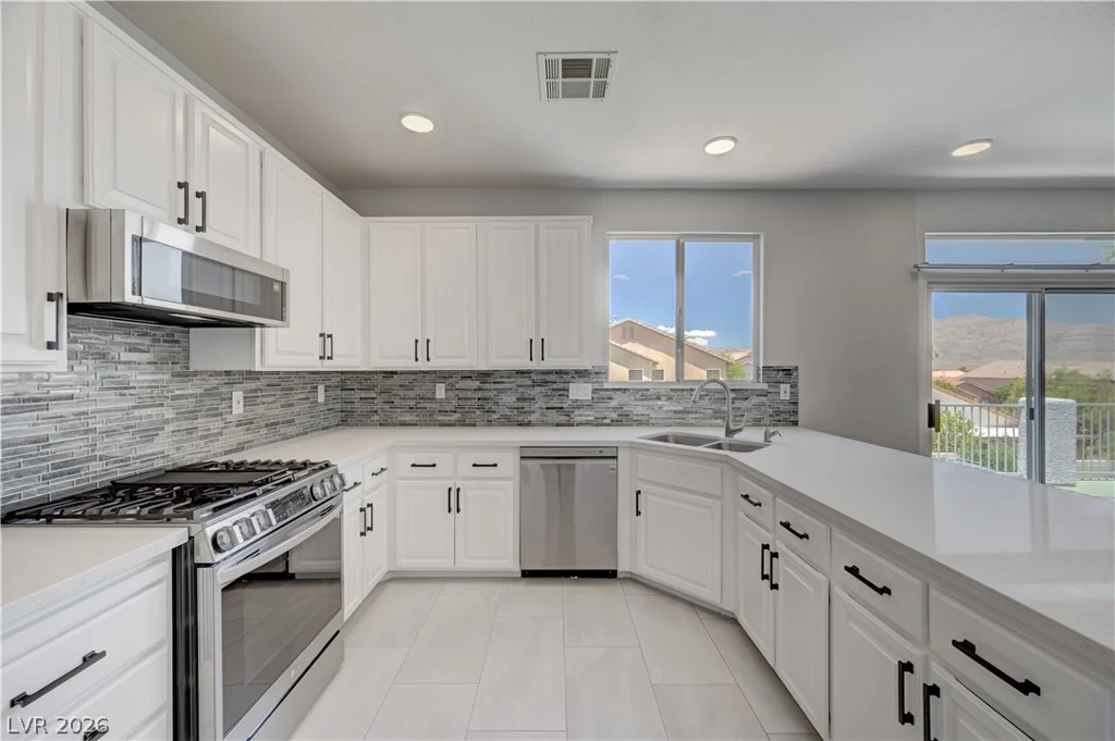 8724 Breezy Brown, Las Vegas, NV 89143