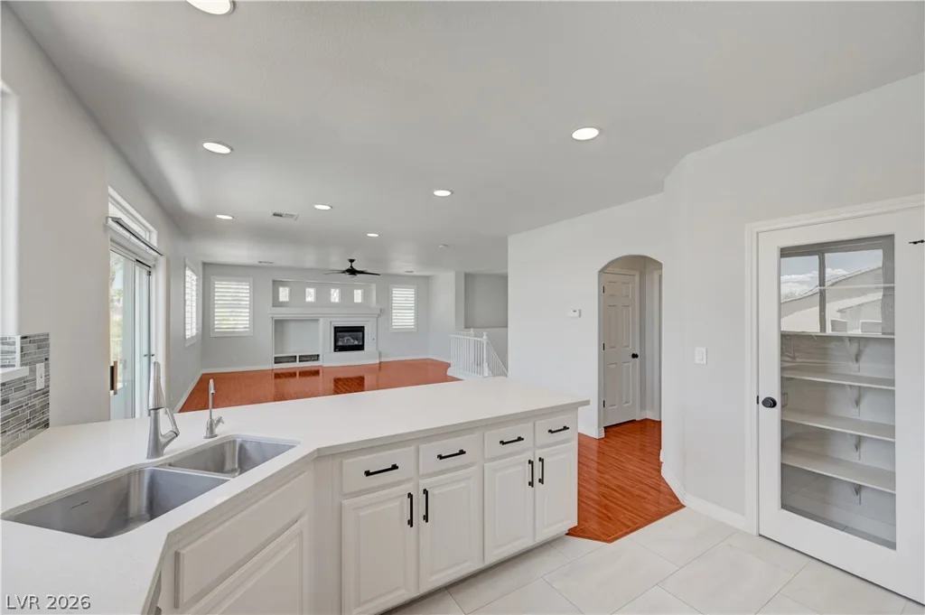 8724 Breezy Brown, Las Vegas, NV 89143