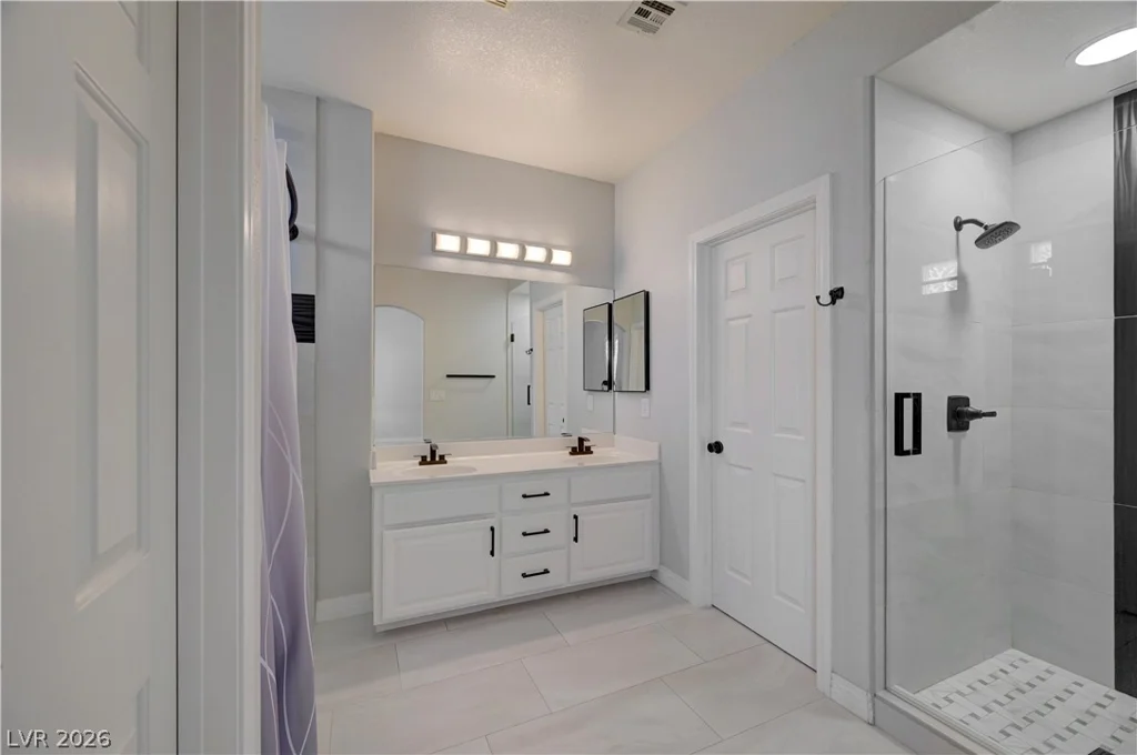8724 Breezy Brown, Las Vegas, NV 89143