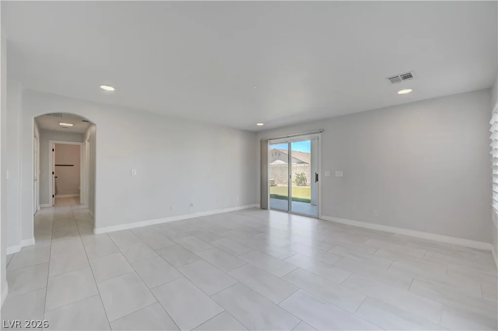 8724 Breezy Brown, Las Vegas, NV 89143