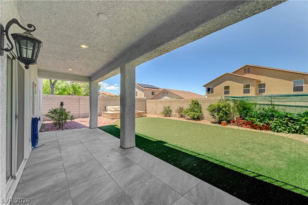 8724 Breezy Brown, Las Vegas, NV 89143