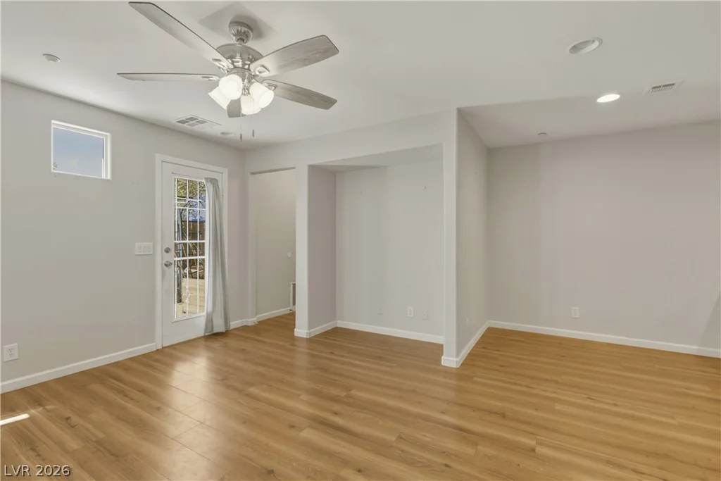 9009 Becoming, Las Vegas, NV 89149