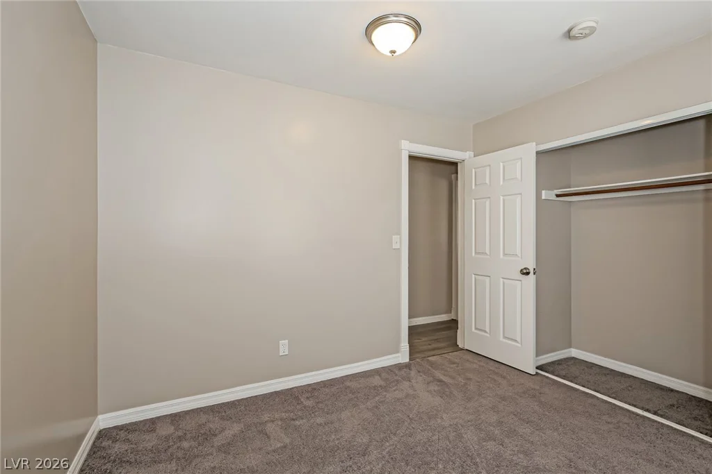 6560 Chardonay, Las Vegas, NV 89108