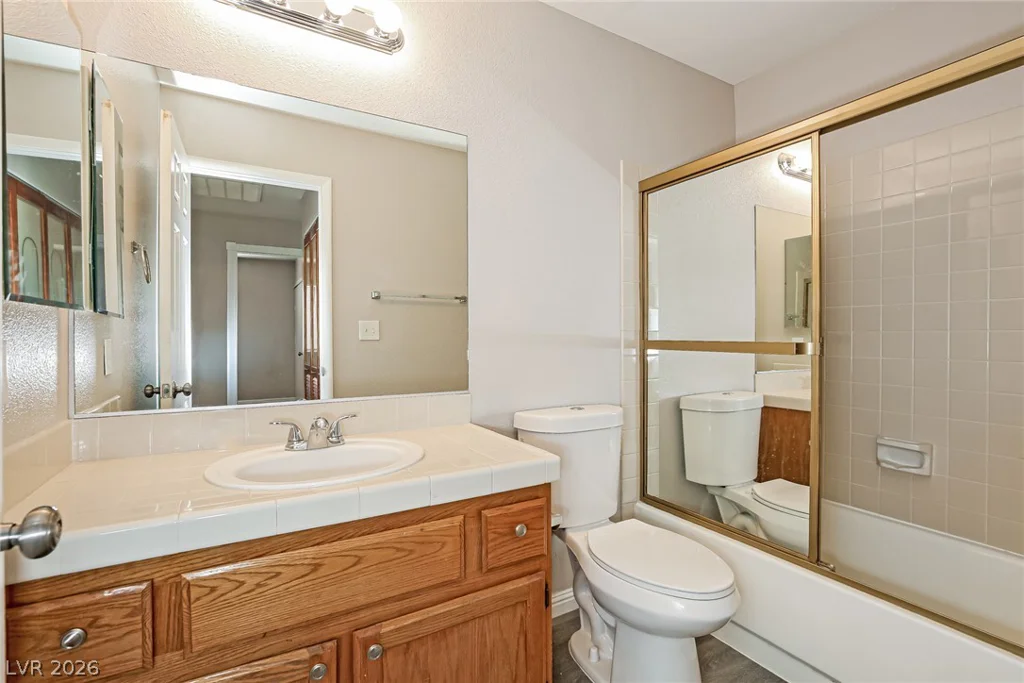 6560 Chardonay, Las Vegas, NV 89108