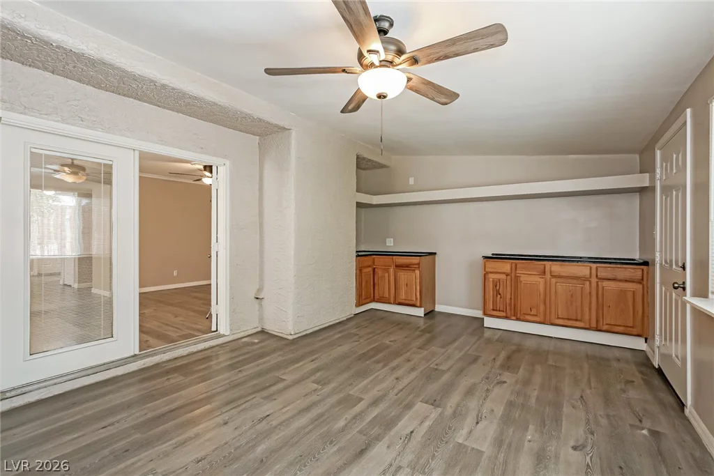 6560 Chardonay, Las Vegas, NV 89108