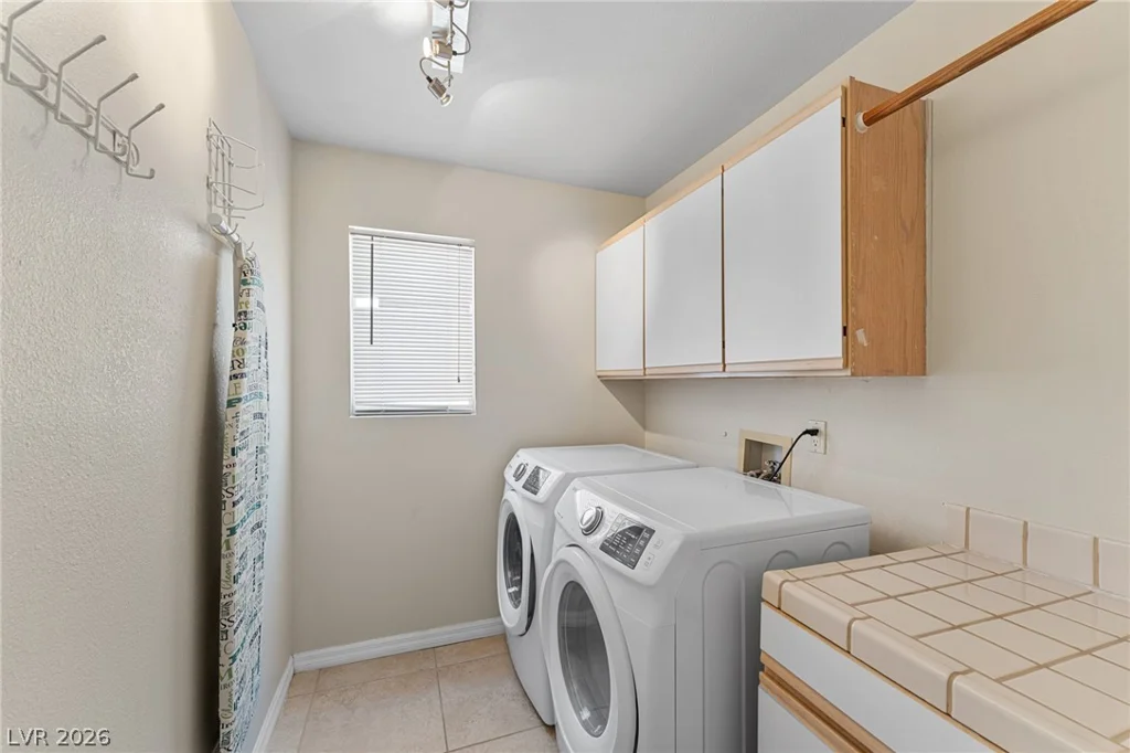 7712 Leavorite, Las Vegas, NV 89128