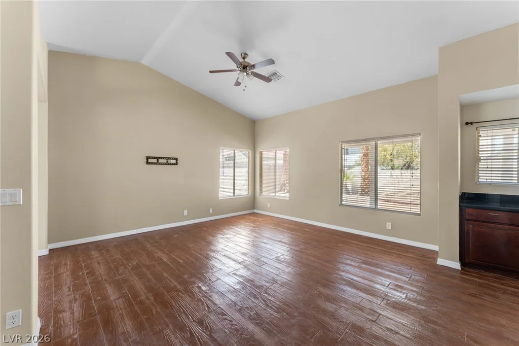 7712 Leavorite, Las Vegas, NV 89128