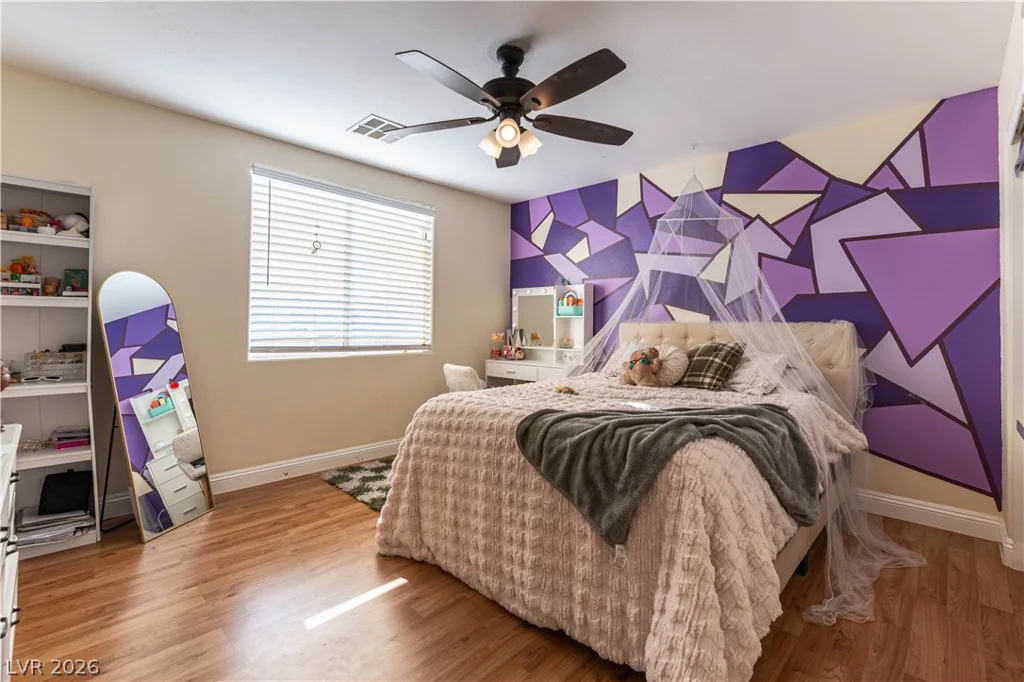 5448 Raccoon Valley, Las Vegas, NV 89122