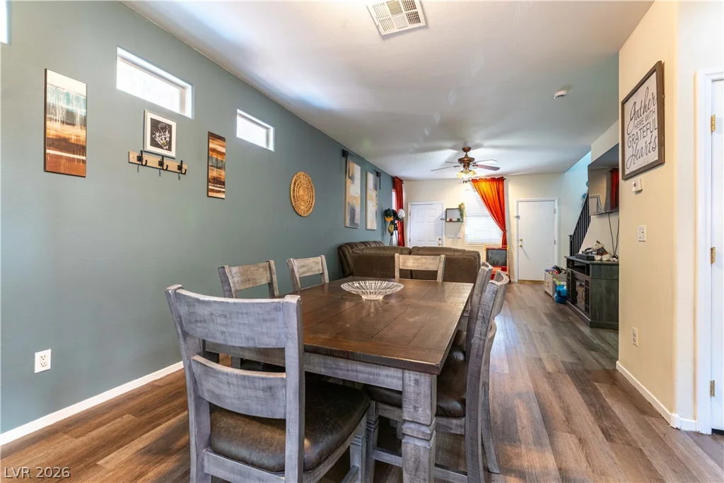 5448 Raccoon Valley, Las Vegas, NV 89122