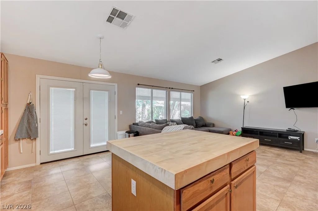 6156 Osaka, Las Vegas, NV 89110