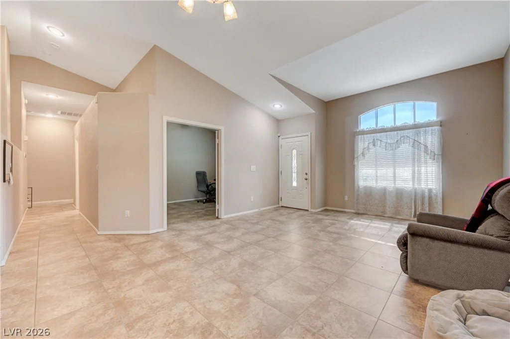 6156 Osaka, Las Vegas, NV 89110
