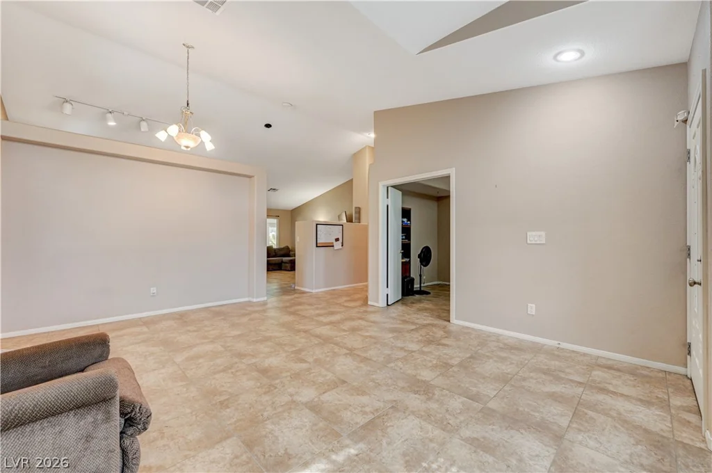 6156 Osaka, Las Vegas, NV 89110