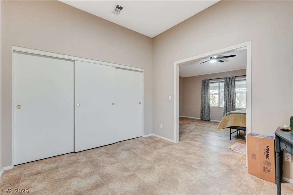 6156 Osaka, Las Vegas, NV 89110