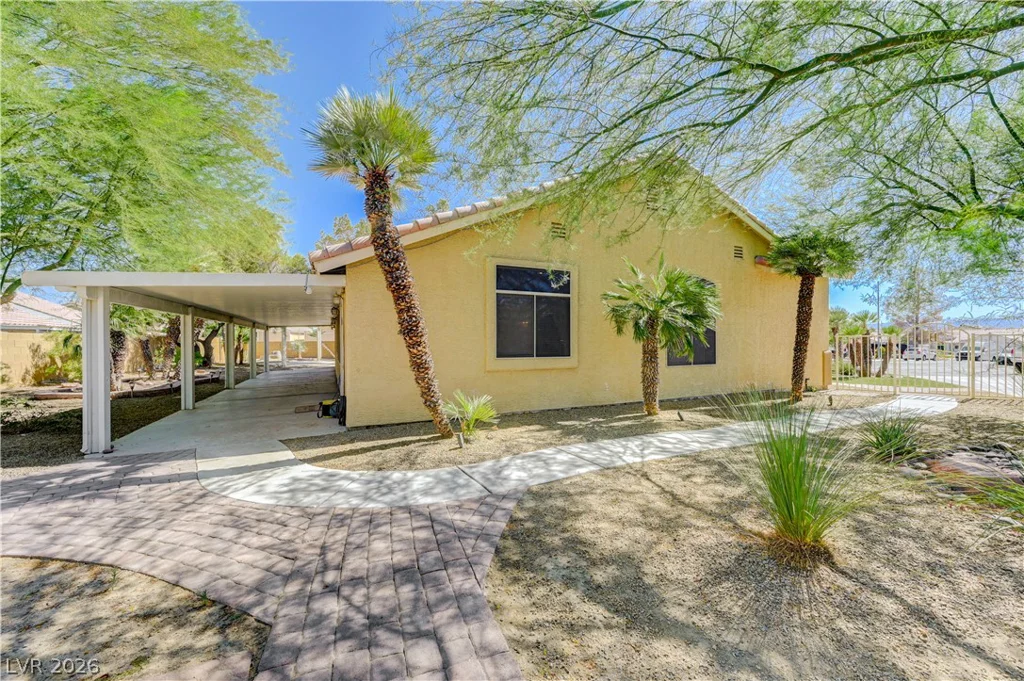 6156 Osaka, Las Vegas, NV 89110