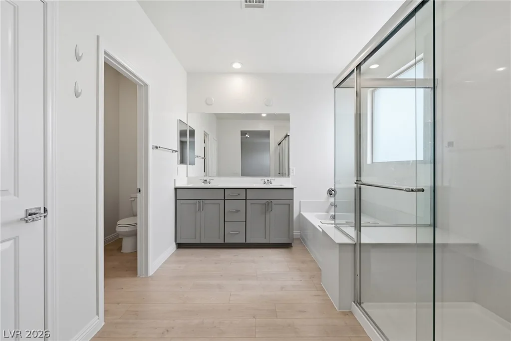 918 Cherry Glen, Las Vegas, NV 89138