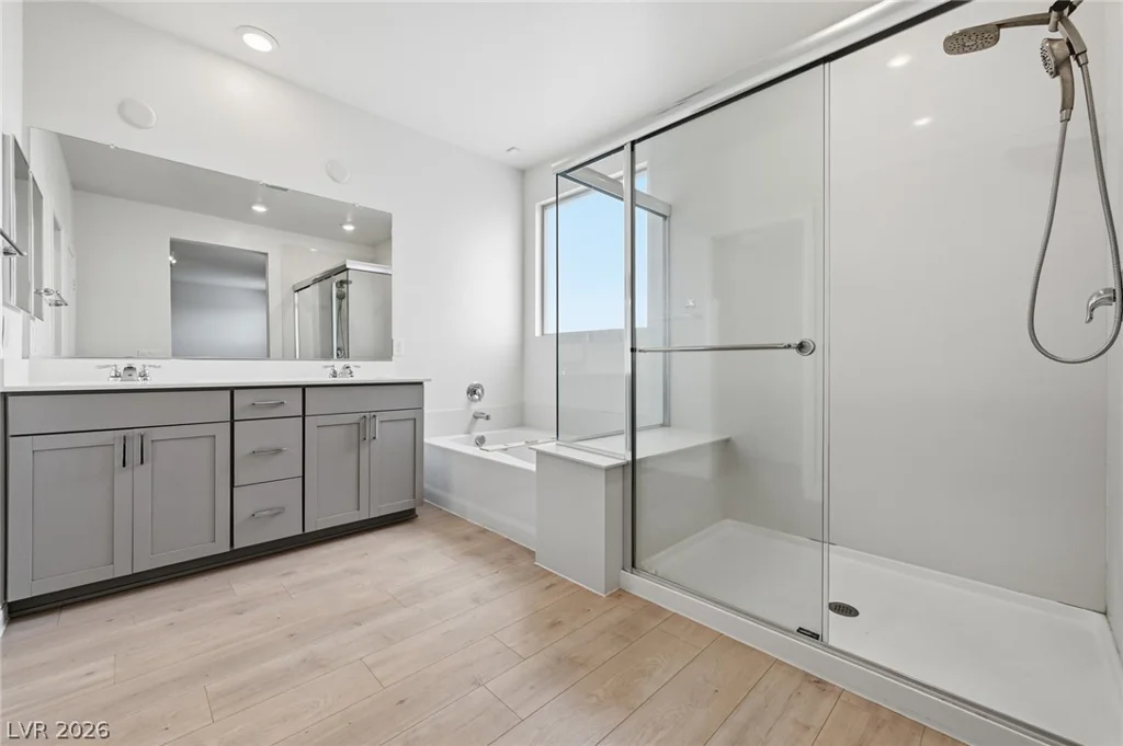 918 Cherry Glen, Las Vegas, NV 89138