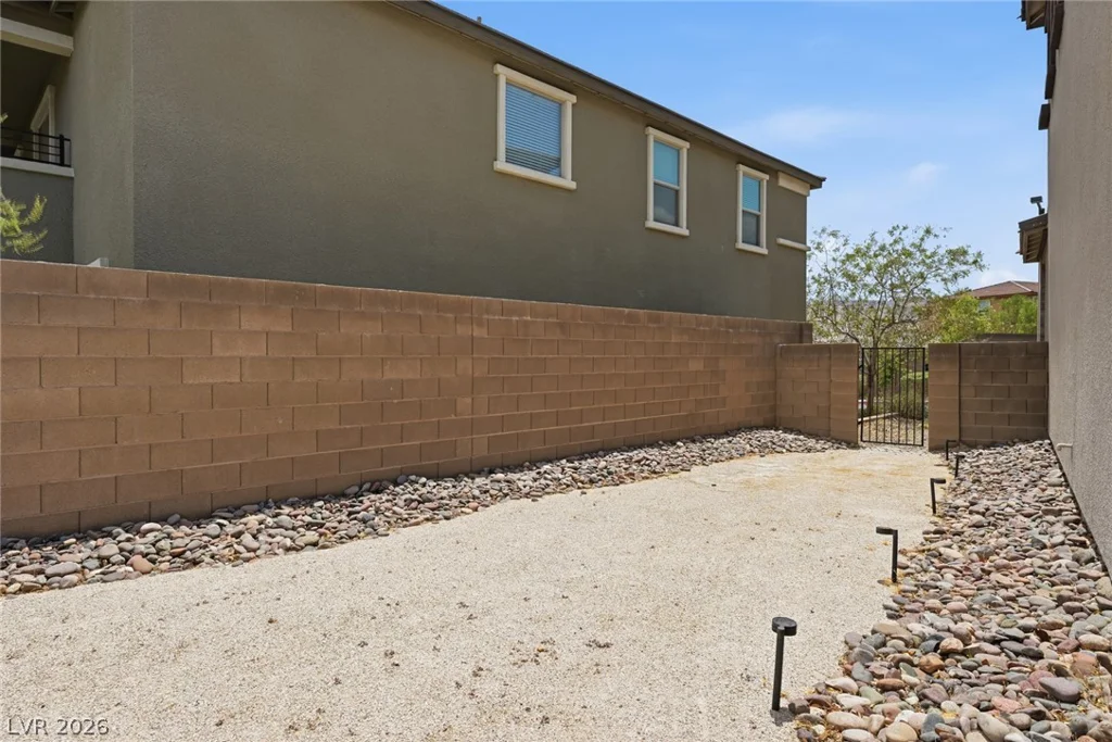 918 Cherry Glen, Las Vegas, NV 89138