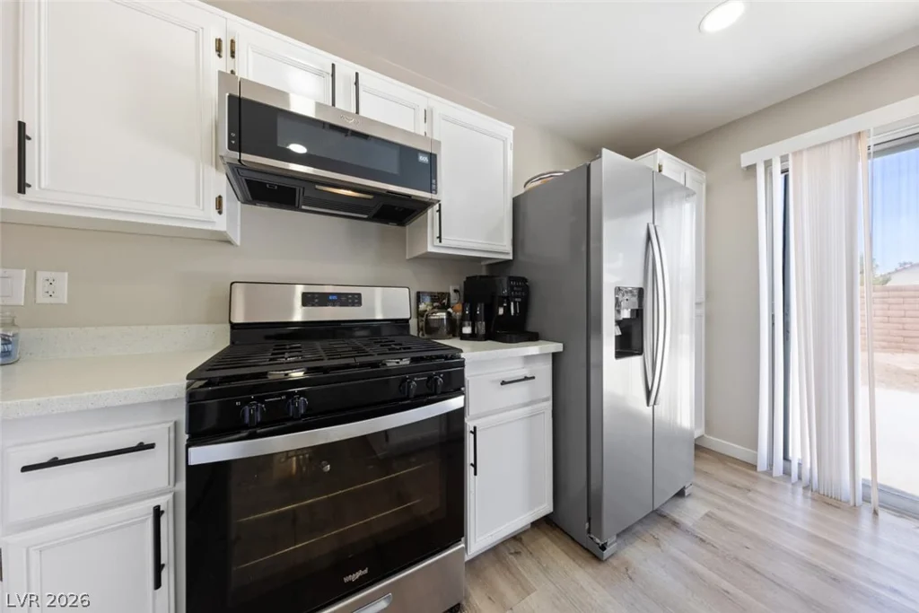 624 Black Sand, Henderson, NV 89011