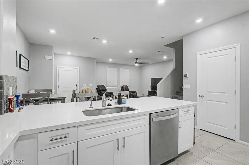 6740 Nimbus, Las Vegas, NV 89130